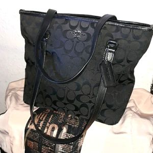 Coach Signature Black ToTe Bag